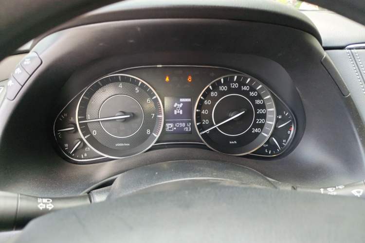 Used Nissan Patrol 2017 4.0L XE Middle East Version Instrument Cluster