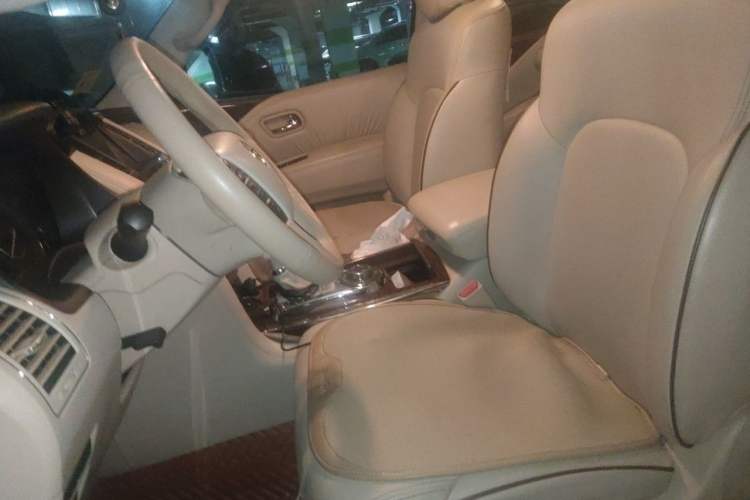 Used Nissan Patrol 2017 Y62 4.0L PLT Platinum 20-inch wheels Middle East specifications Left Front Seat