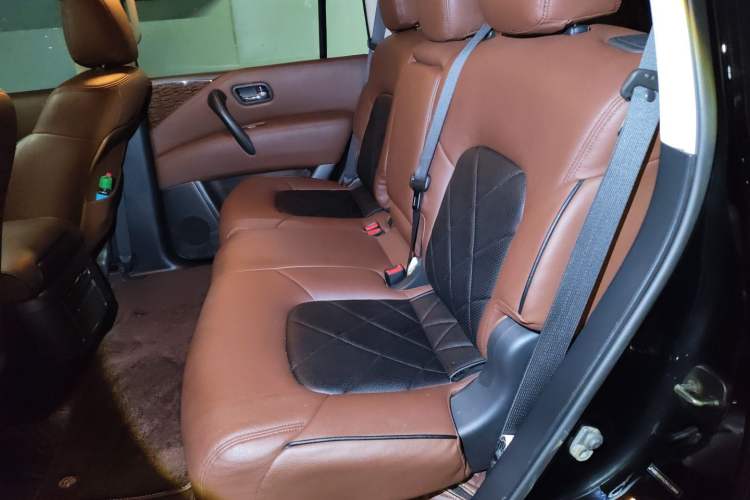 Used Nissan Patrol 2017 4.0L XE Middle East Version Left Rear Seat