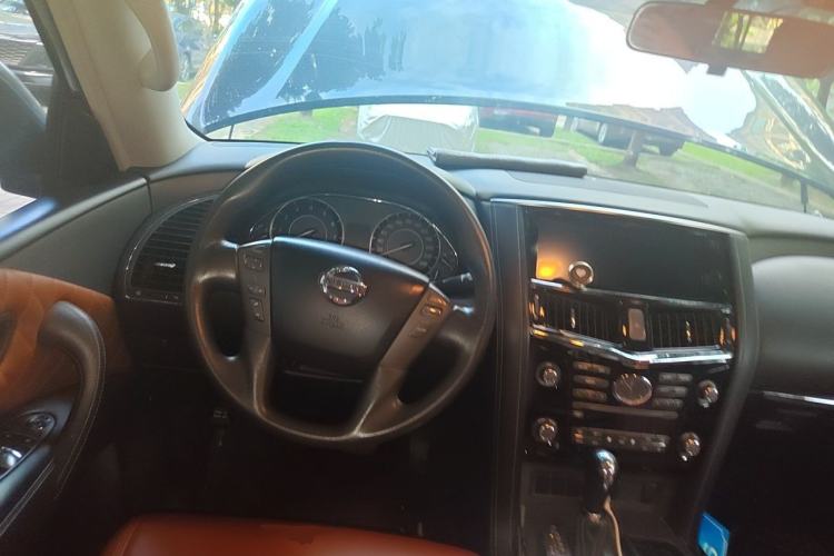Used Nissan Patrol  Steering Wheel