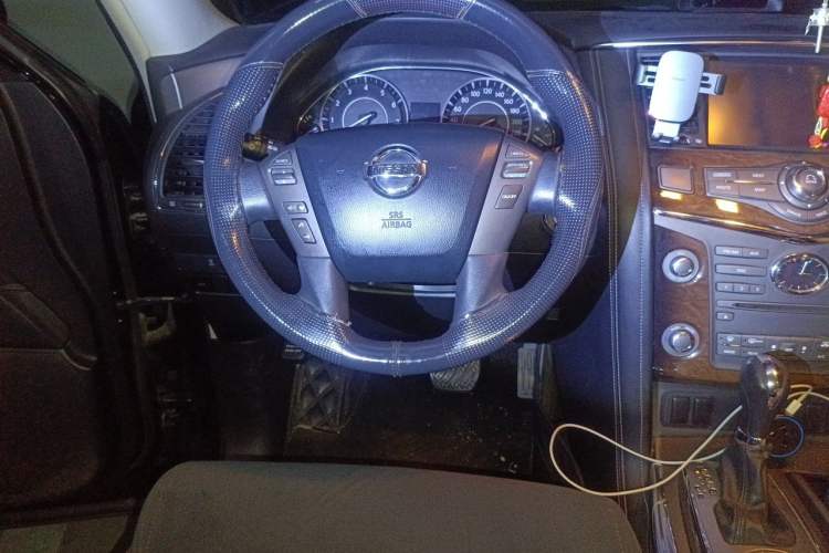 Used Nissan Patrol 2017 4.0L Parallel Import Steering Wheel