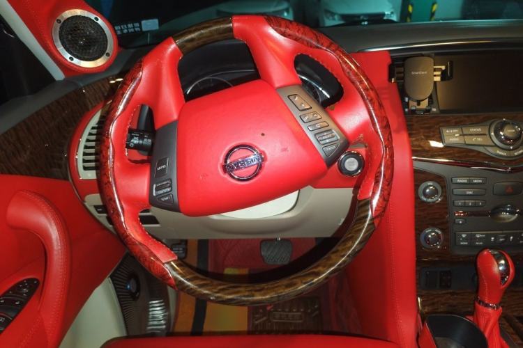 Used Nissan Patrol  Steering Wheel