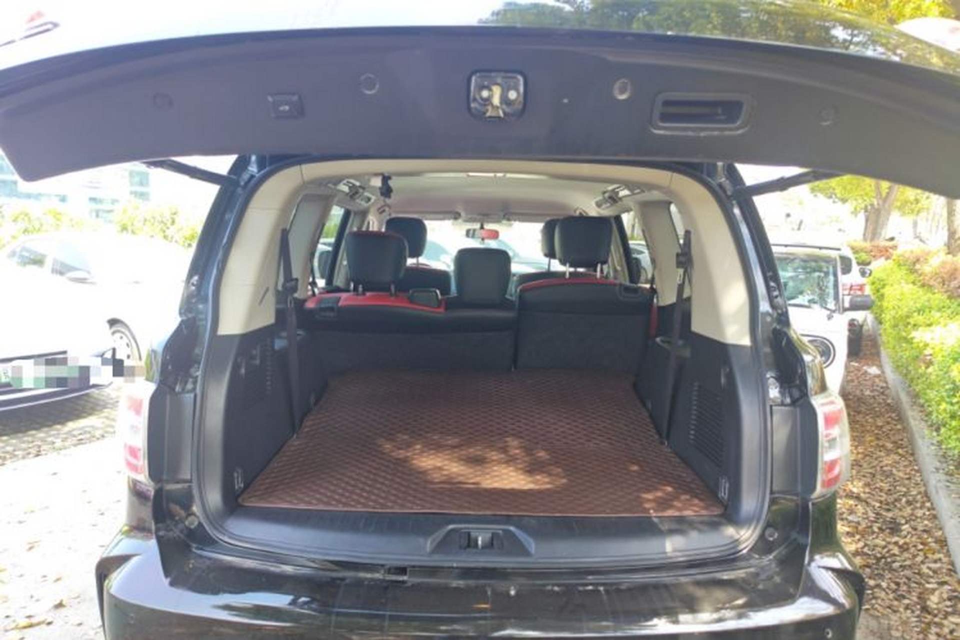 Used Nissan Patrol 2017 4.0L XE Middle East Version Trunk