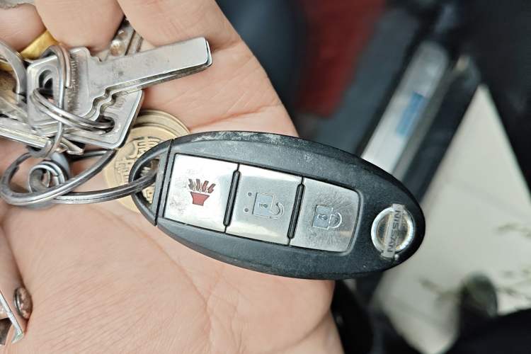 Used Nissan Patrol 2017 4.0L Parallel Import Vehicle Key
