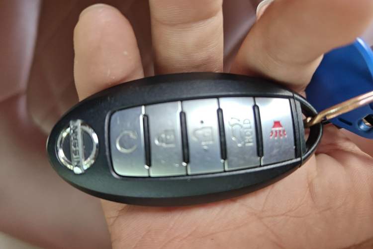 Used Nissan Patrol  Vehicle Key
