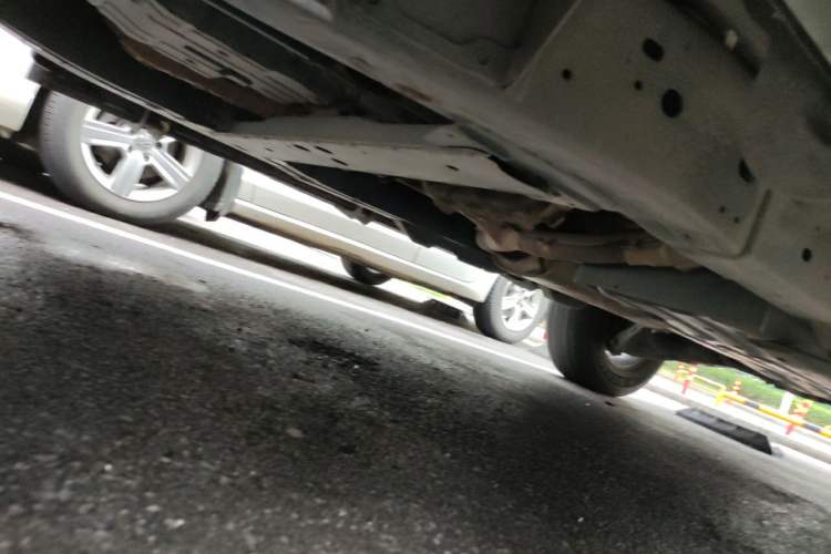 Used Nissan Patrol 2017 4.0L Parallel Import Chassis Front Left