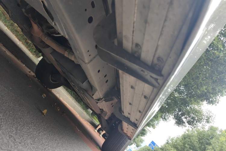 Used Nissan Patrol 2017 4.0L SE Middle East Version Chassis Front Left