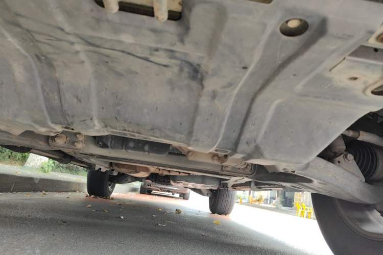 Used Nissan Patrol 2017 4.0L SE Middle East Version Chassis Front