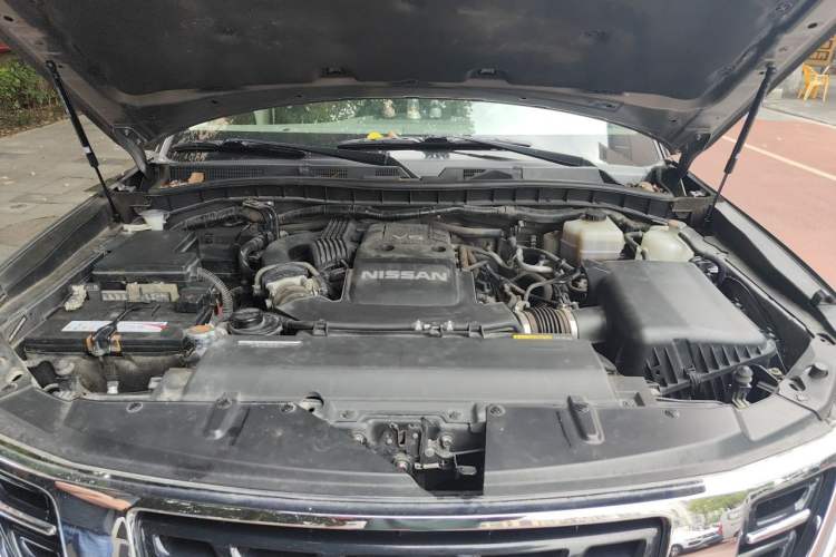 Used Nissan Patrol 2017 4.0L SE Middle East Version Engine Bay