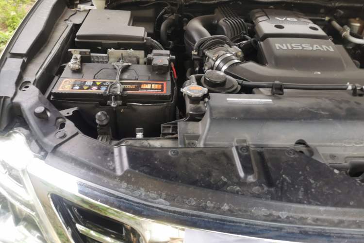 Used Nissan Patrol  Engine Bay Right