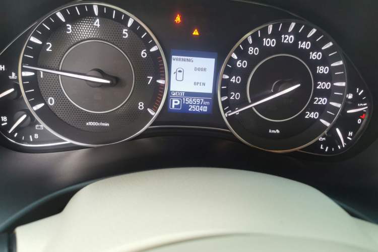 Used Nissan Patrol  Odometer Close Up