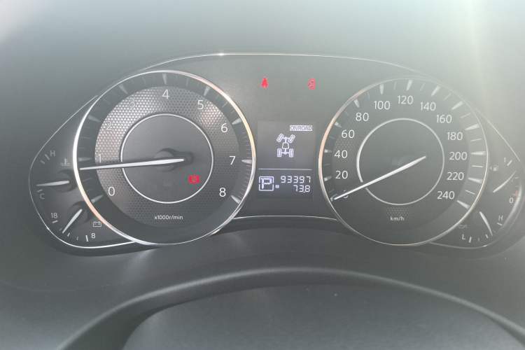 Used Nissan Patrol  Instrument Cluster