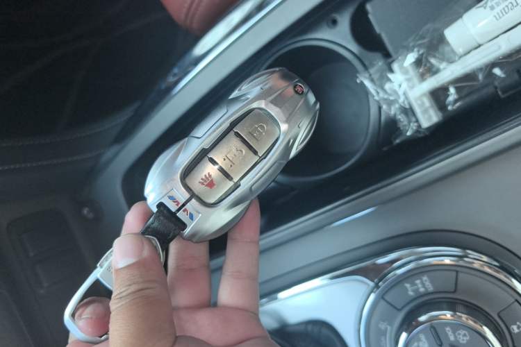 Used Nissan Patrol  Vehicle Key