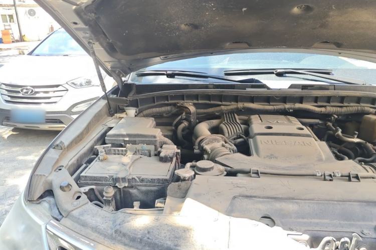 Used Nissan Patrol 2017 Y62 4.0 XE U.S.-Spec Model Engine Bay Right