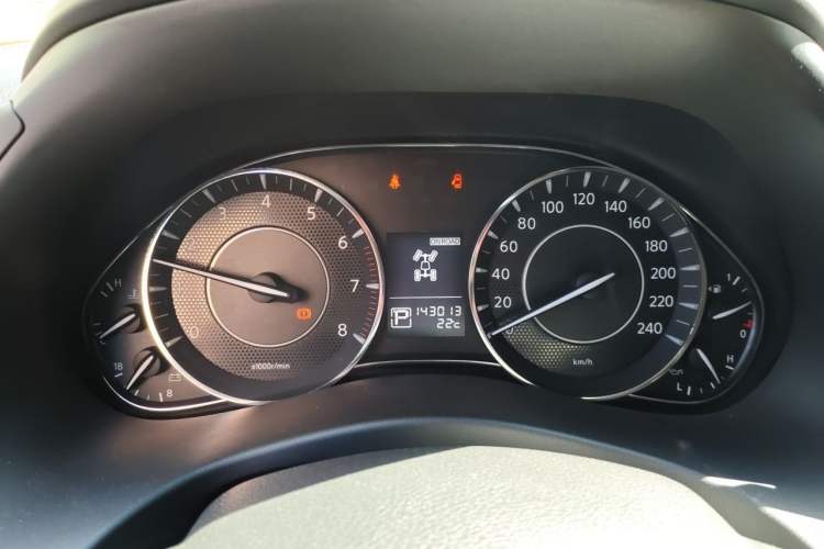 Used Nissan Patrol 2017 Y62 4.0 XE U.S.-Spec Model Instrument Cluster