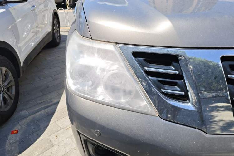 Used Nissan Patrol 2017 Y62 4.0 XE U.S.-Spec Model Right Front Headlight