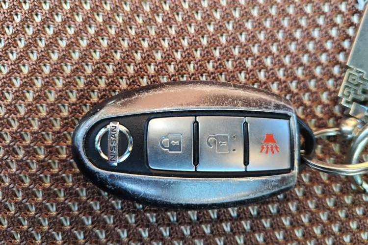 Used Nissan Patrol 2017 Y62 4.0 XE U.S.-Spec Model Vehicle Key