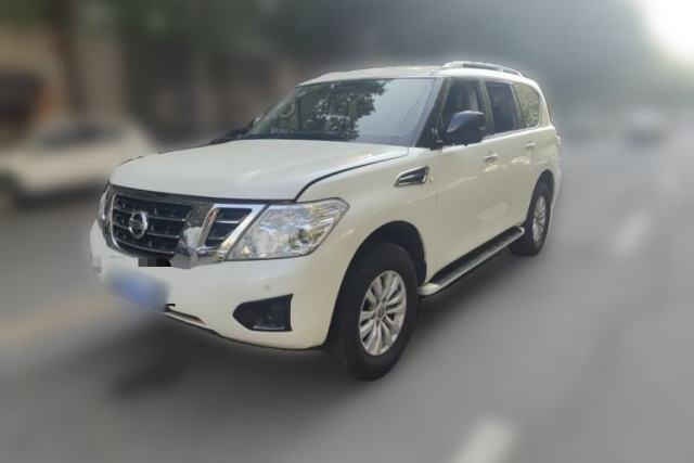 Nissan Patrol Nissan Patrol 4.0, automatic, 7-seater, parallel import usado