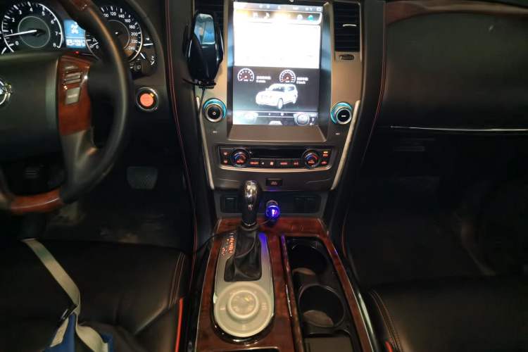 Used Nissan Patrol 2017 4.0L XE Middle East Version Audio And AC Panel