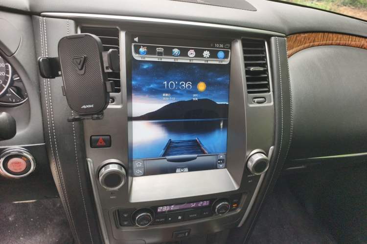 Used Nissan Patrol  Audio And AC Panel