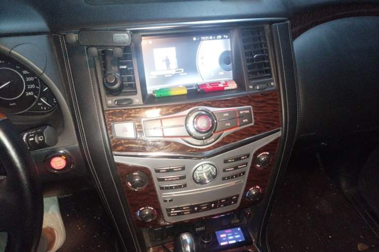 Used Nissan Patrol 2017 4.0L Parallel Import Audio And AC Panel