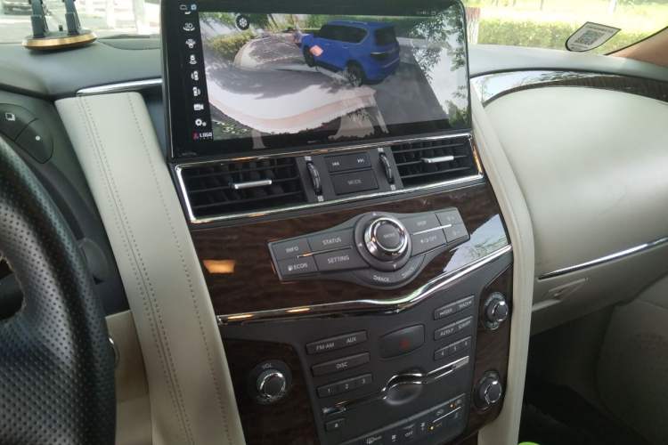 Used Nissan Patrol  Audio And AC Panel