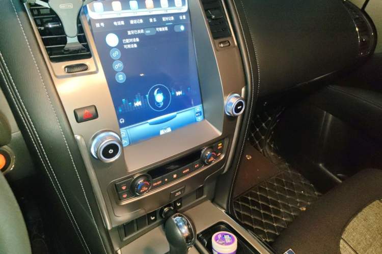 Used Nissan Patrol  Audio And AC Panel