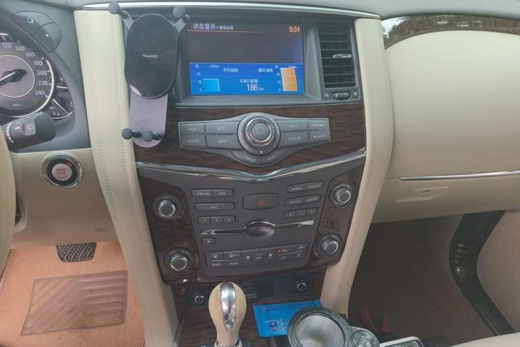 Used Nissan Patrol  Audio And AC Panel