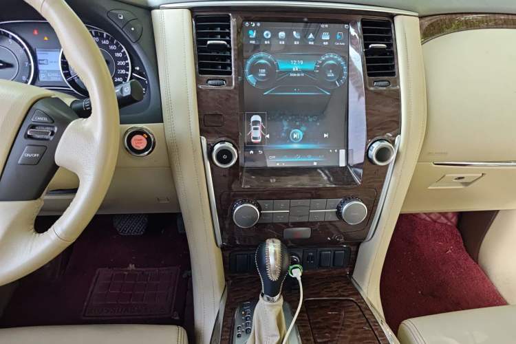 Used Nissan Patrol  Audio And AC Panel