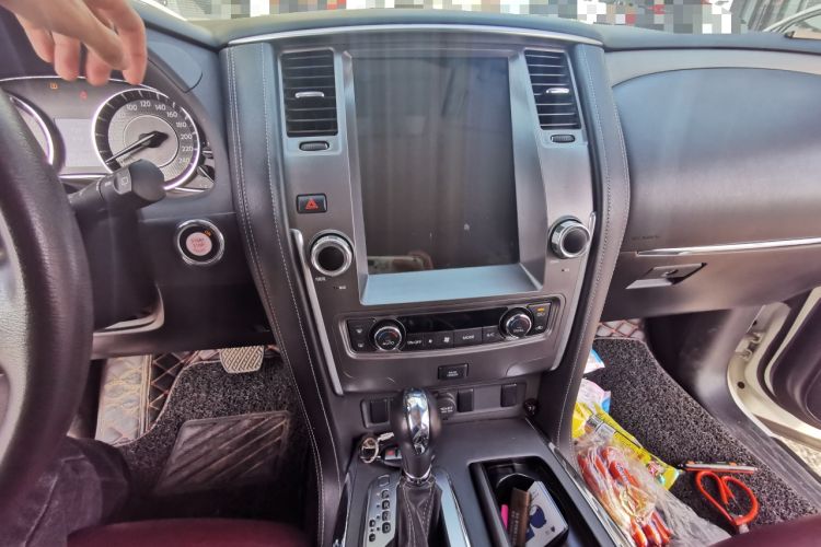 Used Nissan Patrol  Audio And AC Panel