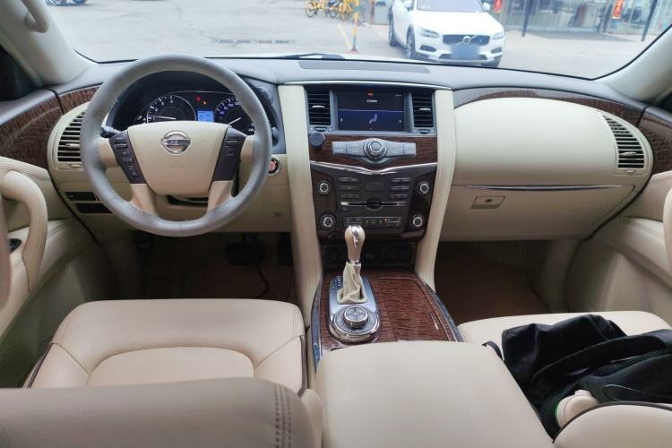 Used Nissan Patrol 2017 4.0L Parallel Import Center Console