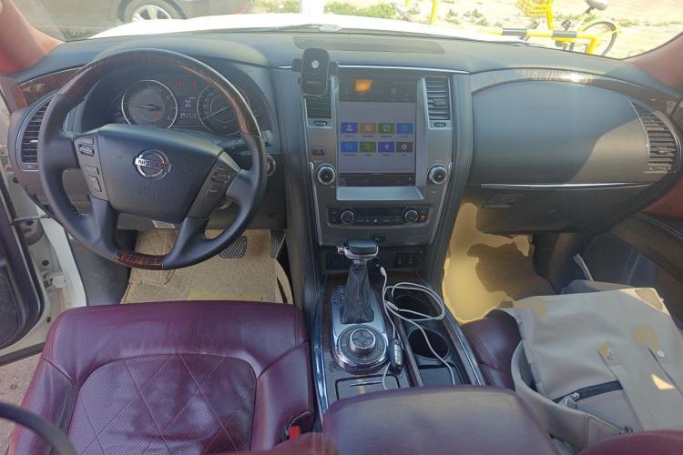 Used Nissan Patrol  Center Console