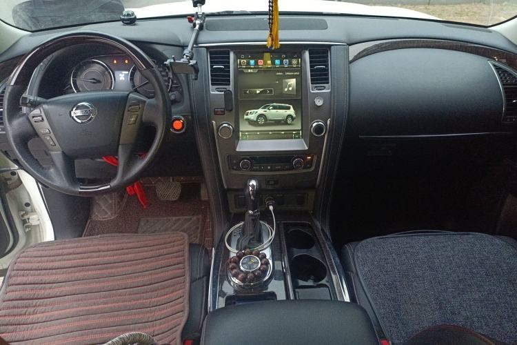 Used Nissan Patrol 2017 4.0L XE Middle East Version Center Console