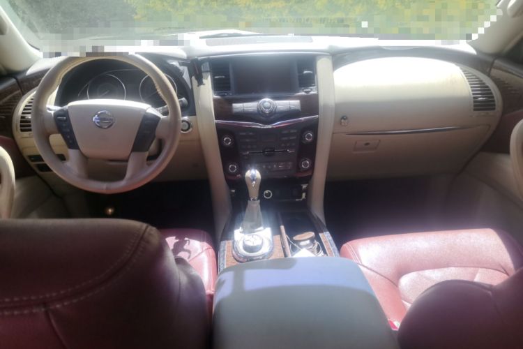 Used Nissan Patrol  Center Console