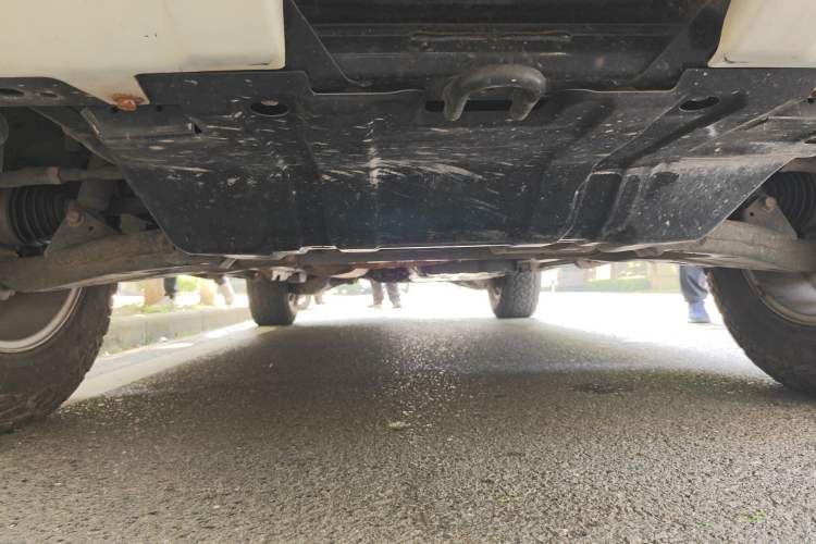 Used Nissan Patrol 2017 4.0L SE U.S.-Spec Version Chassis Front
