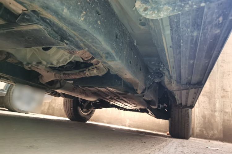 Used Nissan Patrol 2017 4.0L XE Middle East Version Chassis Front Left
