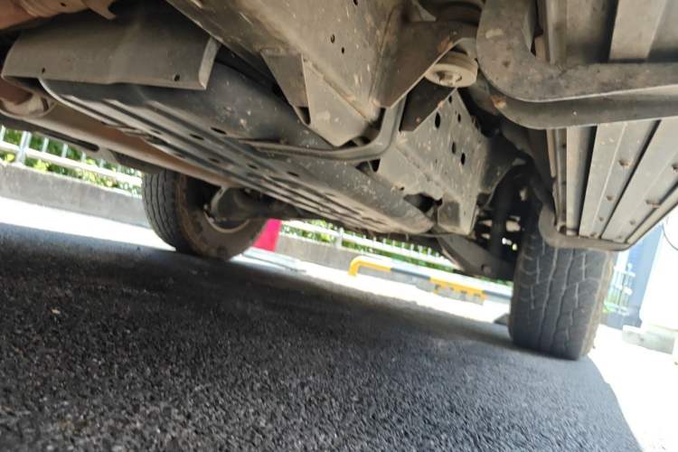 Used Nissan Patrol 2017 4.0L XE Middle East Version Chassis Front Left