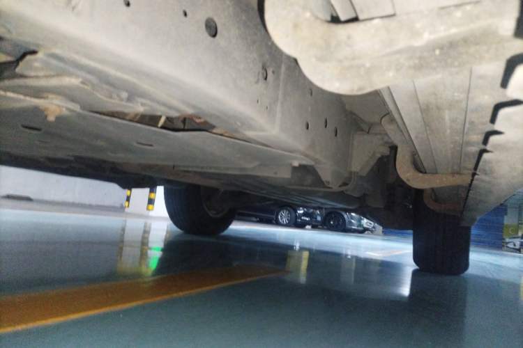 Used Nissan Patrol 2017 4.0L Parallel Import Chassis Front Left