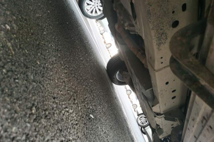 Used Nissan Patrol  Chassis Front Left