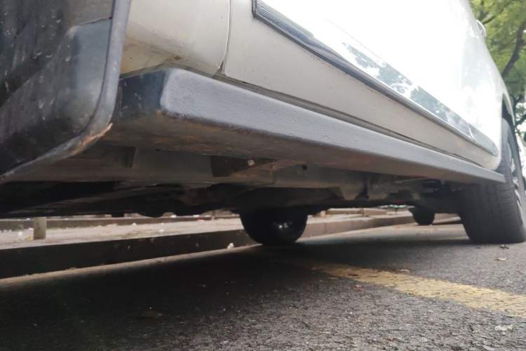 Used Nissan Patrol  Chassis Front Left