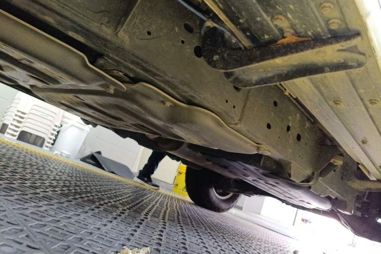 Used Nissan Patrol  Chassis Front Left
