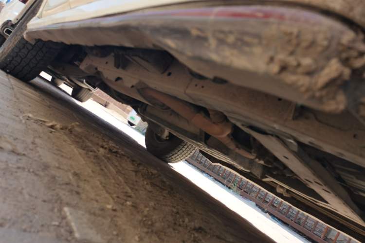 Used Nissan Patrol 2017 4.0L Parallel Import Chassis Front Right