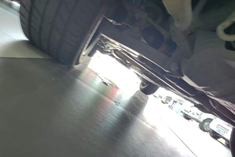 Used Nissan Patrol 2017 5.6L Standard Edition Chassis Front Right