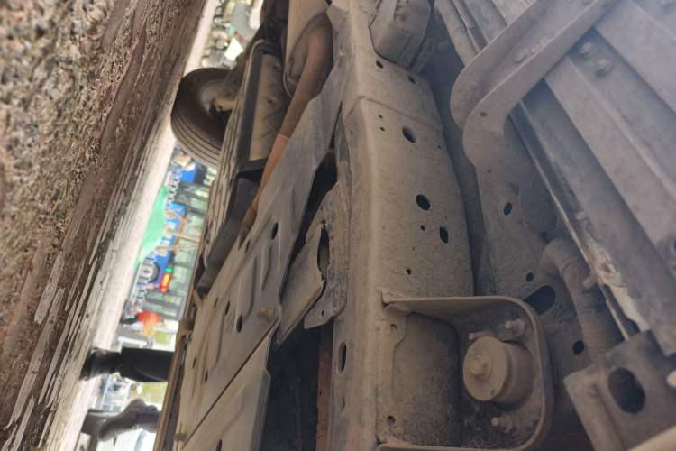 Used Nissan Patrol 2017 4.0L XE Middle East Version Chassis Front Right