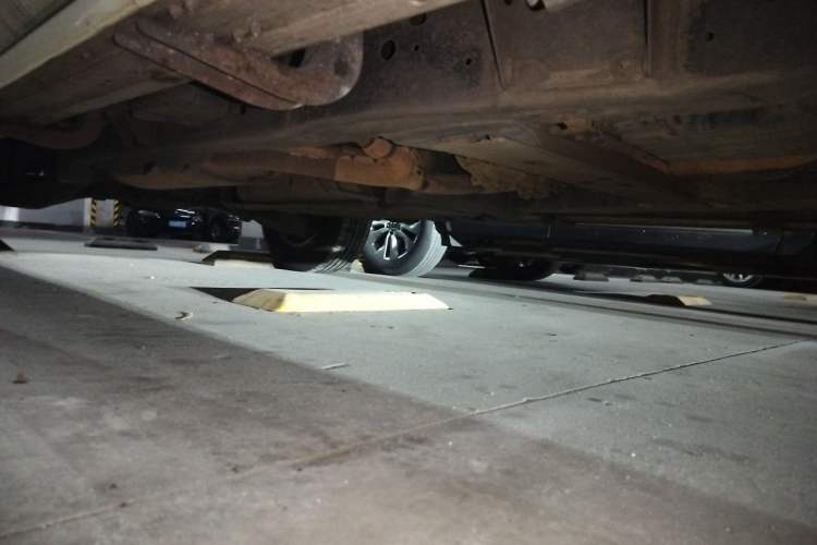 Used Nissan Patrol  Chassis Front Right
