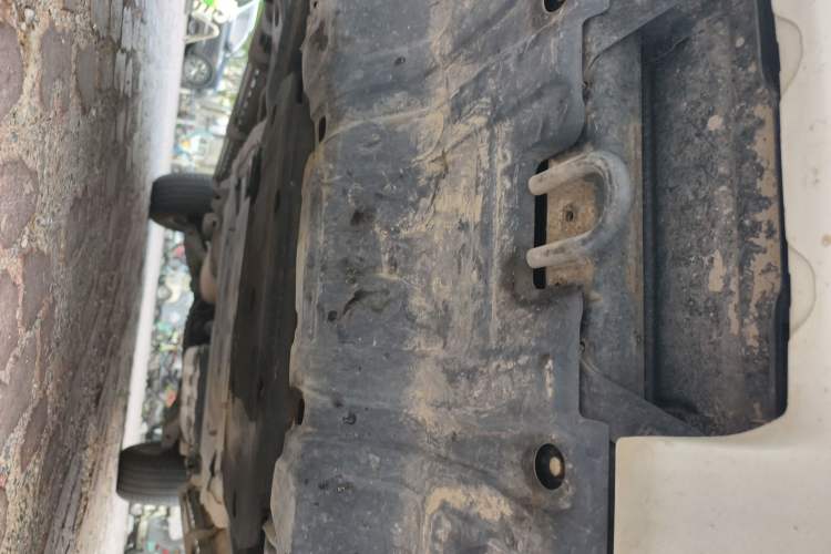 Used Nissan Patrol 2017 4.0L XE Middle East Version Chassis Front