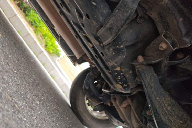 Used Nissan Patrol 2017 Y62 4.0 XE U.S.-Spec Model Chassis Rear Left