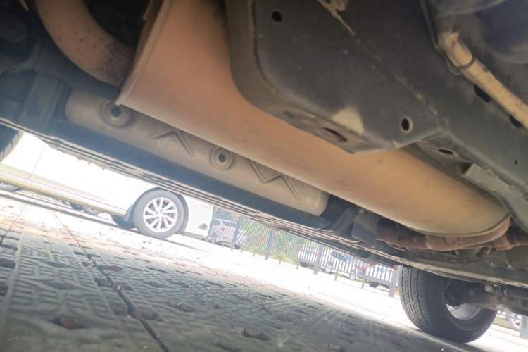 Used Nissan Patrol 2017 Y62 4.0L SE-T2 BOSE – Middle East Chassis Rear Right