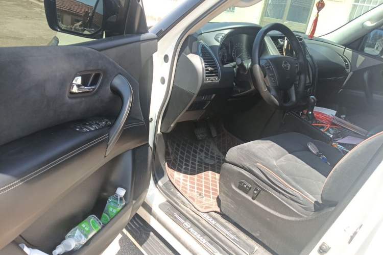 Used Nissan Patrol  Driver Seat