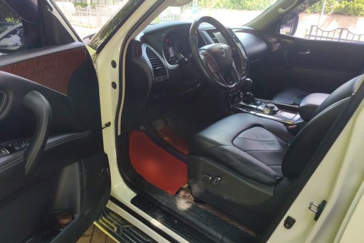 Used Nissan Patrol  Driver Seat